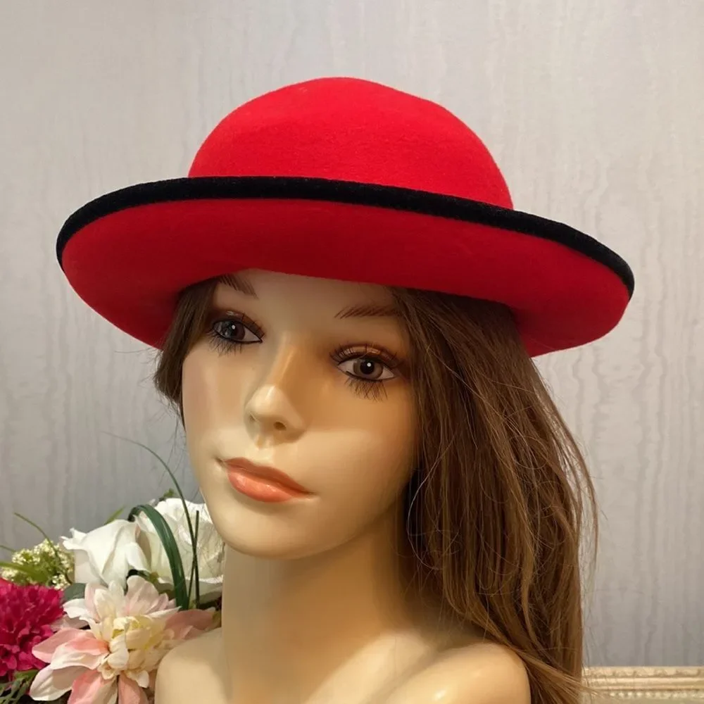 Vintage Street Smart by Betmar 100% Wool Red with Black Rim Christmas Valentines - Picture 14 of 14